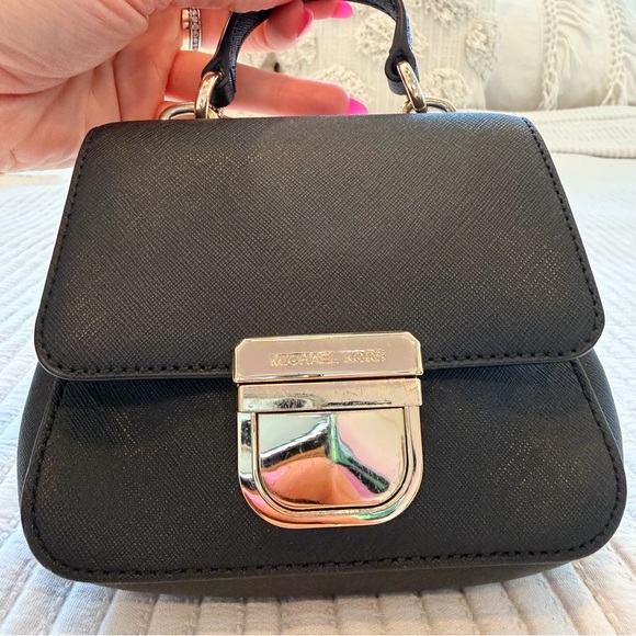 Michael Kors Black Saffiano Leather Bridgette Crossbody Mini Bag Removable Strap - Picture 9 of 14